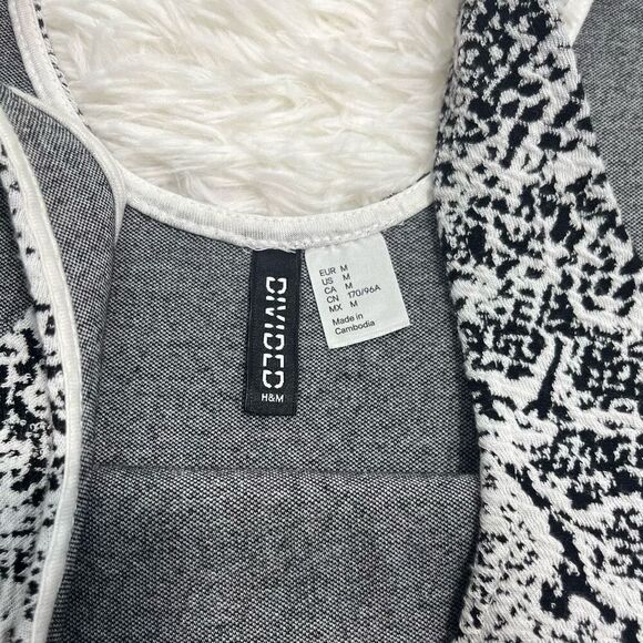 H&M Divided Textured Snake Print Bodycon Tank Mini Dress Sz Medium Black White - Picture 5 of 9